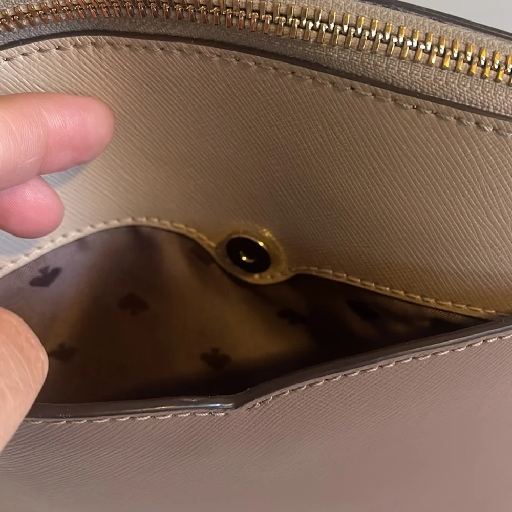 Kate Spade Crossbody - Picture 7 of 13